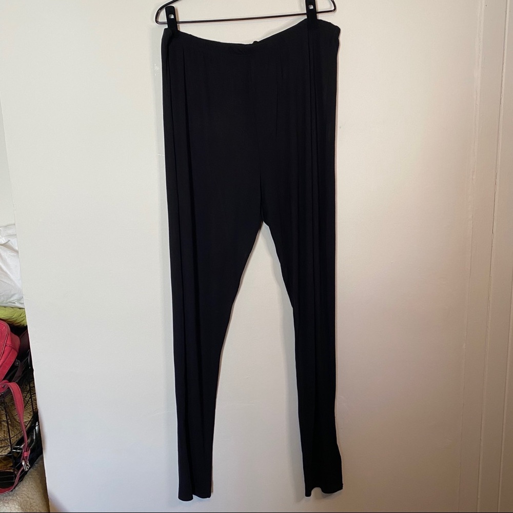 ✨prettylittlething extra long black leggings✨